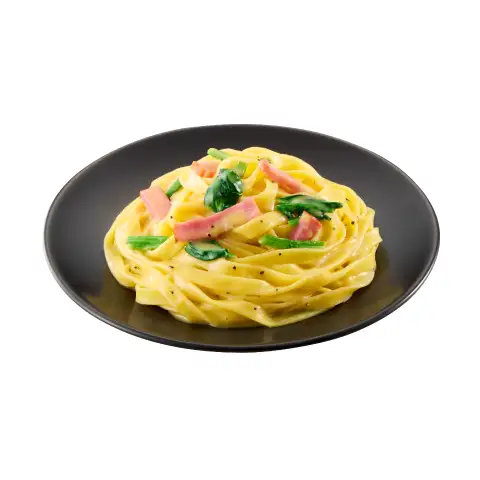 2種チーズでクリーミーに仕上げたカルボナーラ
